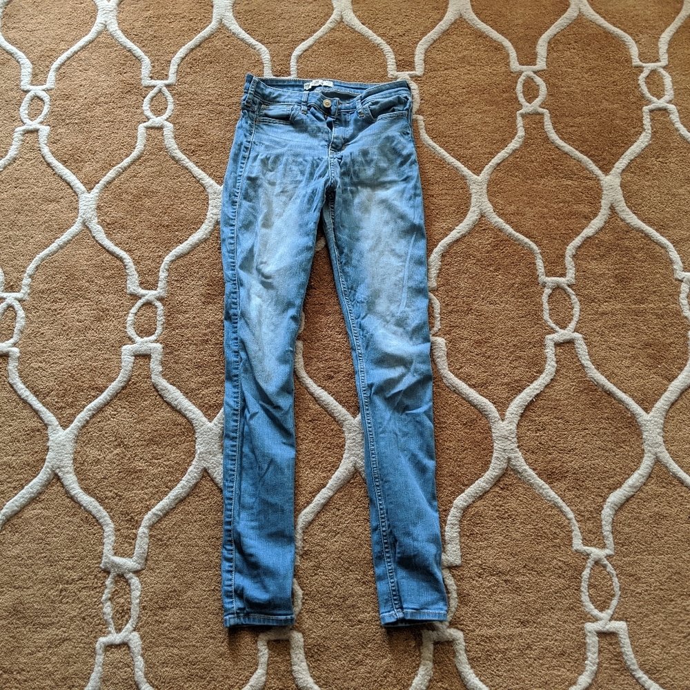 Hollister High Rise Skinny Jeans